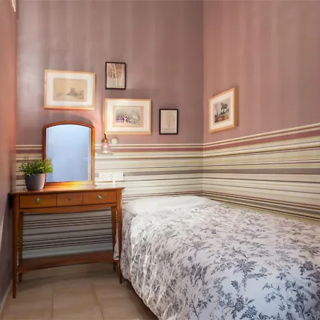 Aparteasy - Family Sant Antoni Apt. Appartement